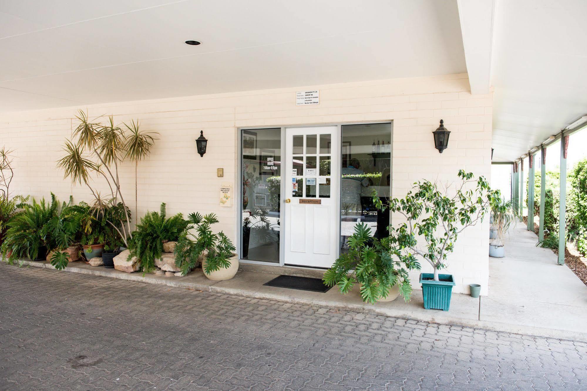 Pioneer Motel Goondiwindi Exterior photo